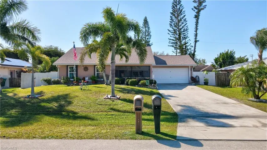 1206 SW 11th  TER, Cape Coral, FL 33991