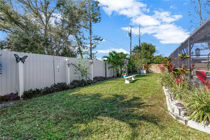 1206 SW 11th  TER, Cape Coral, FL 33991