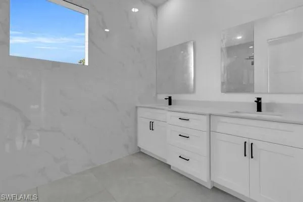 2204 E 7th St, Lehigh Acres, Florida 33936
