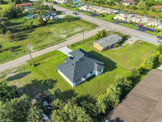 2204 E 7th St, Lehigh Acres, Florida 33936