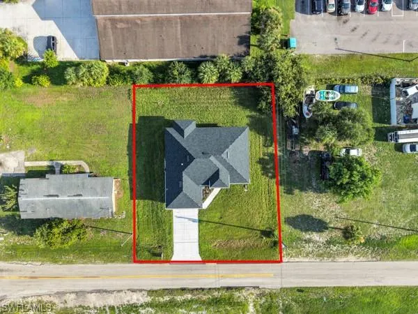 2204 E 7th St, Lehigh Acres, Florida 33936