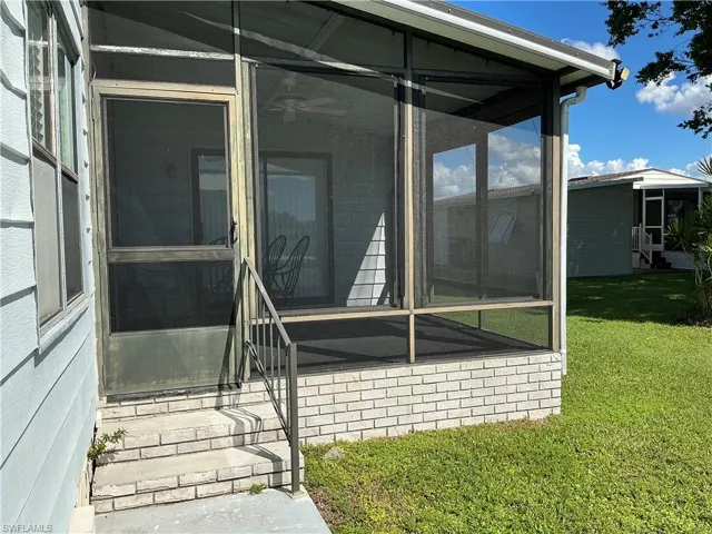 237  Eagle  RD, Naples, FL 34114
