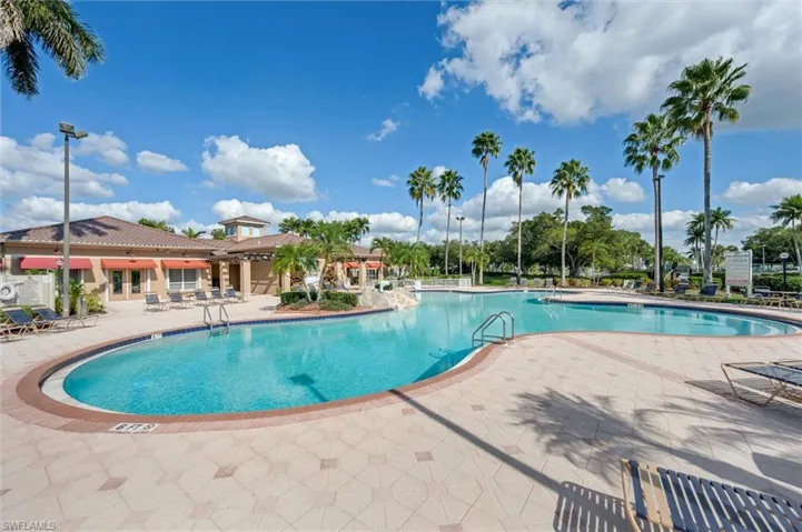 Clubhouse Pool