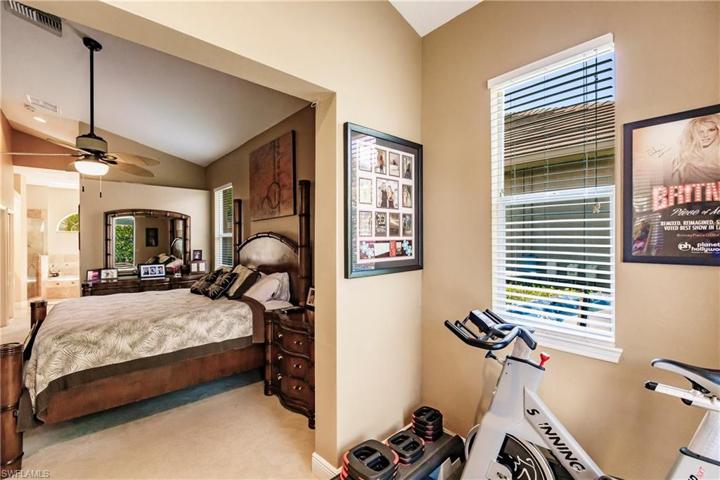 Master Bedroom Bonus Room