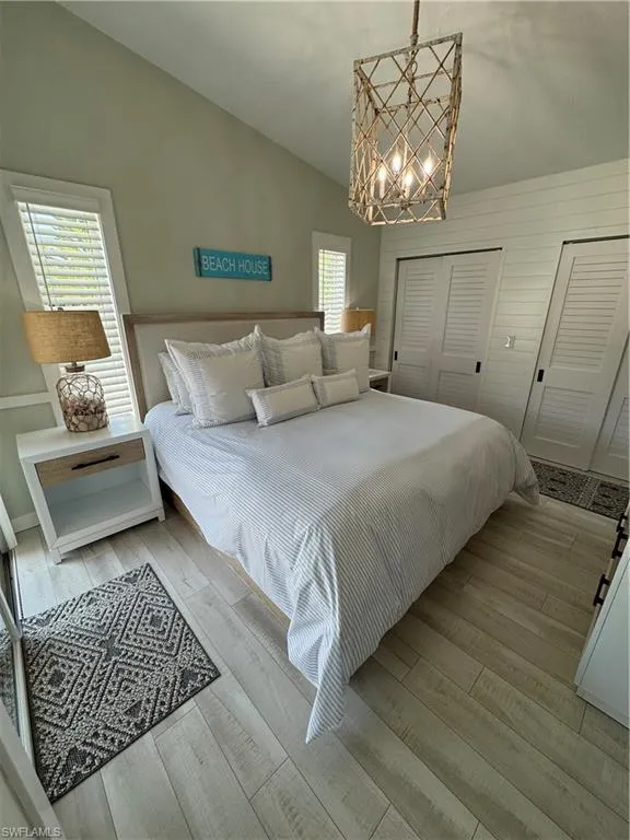 734 95th AVE, Naples, FL 34108,225051686