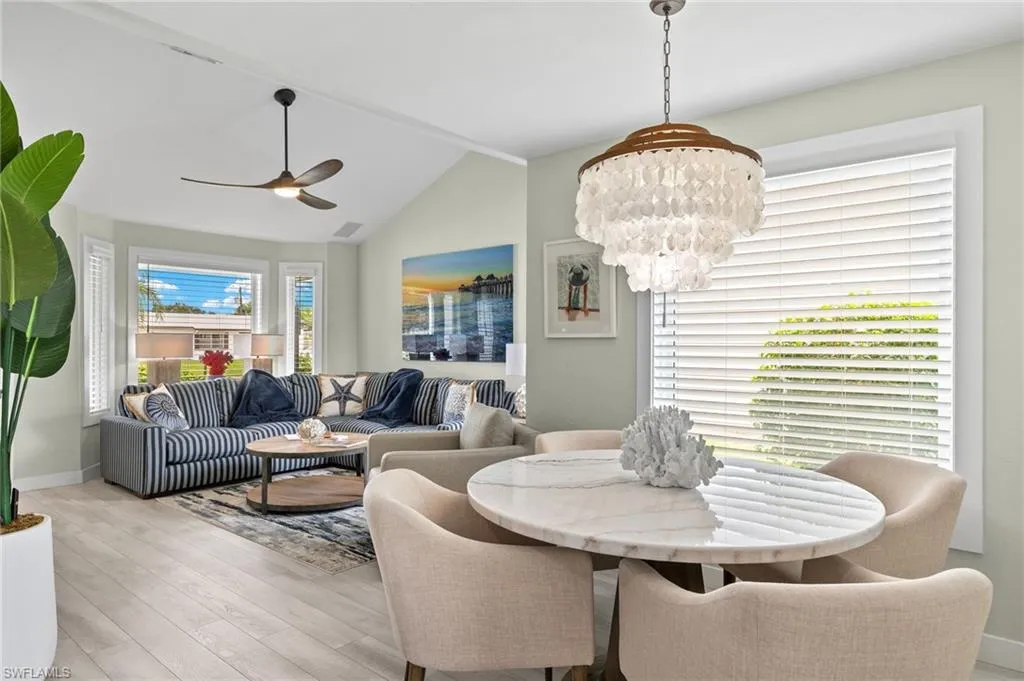 734 95th AVE, Naples, FL 34108,225051686
