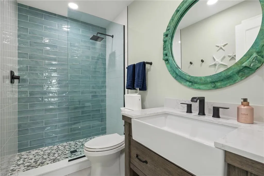 734 95th AVE, Naples, FL 34108,225051686