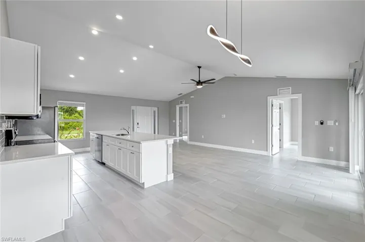 4110 Ne 23rd Pl, Cape Coral, Florida 33909