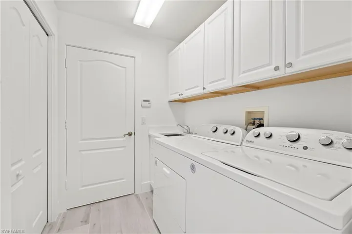 2050  Terrazzo  LN, Naples, FL 34104
