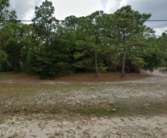 1015 Louis AVE, LEHIGH ACRES FL 33972