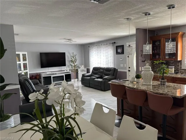 8406 N Otis Ave, Tampa Fl 33604