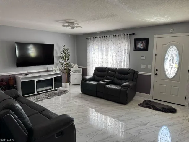 8406 N Otis Ave, Tampa Fl 33604