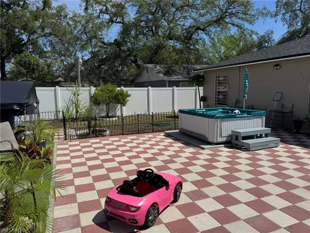 8406 N Otis Ave, Tampa Fl 33604