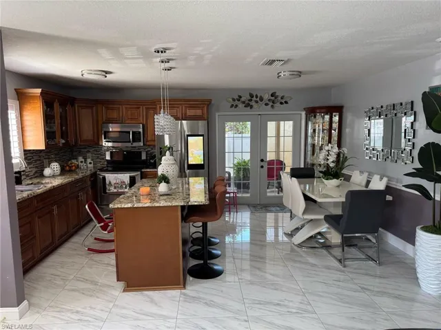 8406 N Otis Ave, Tampa Fl 33604