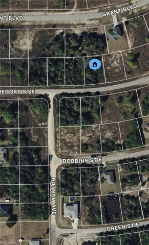 923 Gregory St E, Lehigh Acres, Florida 33974