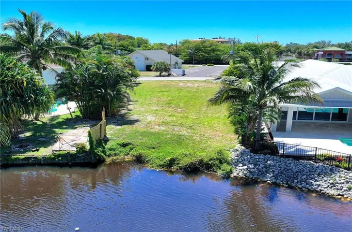 1040 11th St N, Naples Fl 34102