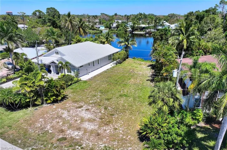 1040 11th St N, Naples Fl 34102
