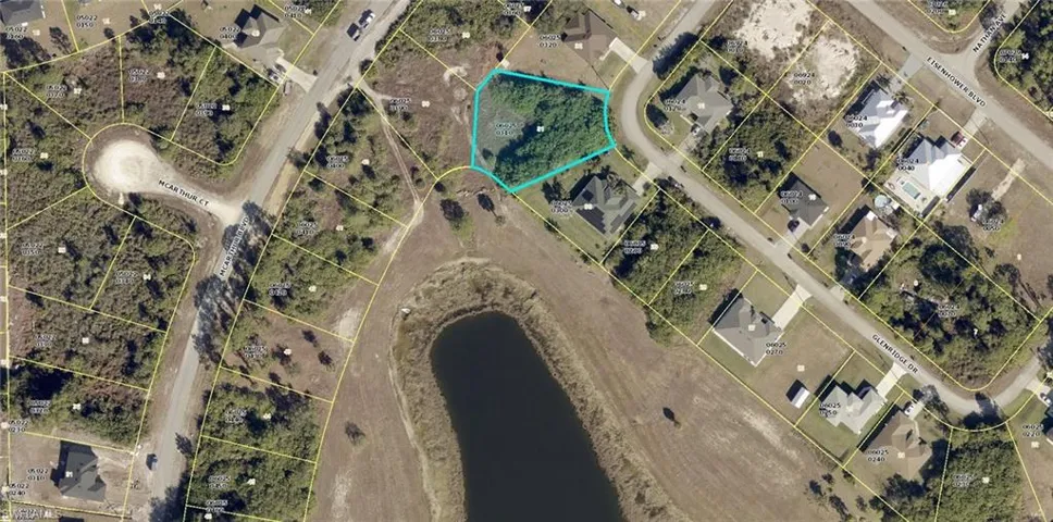 356 Glenridge Dr, Lehigh Acres, Florida 33974
