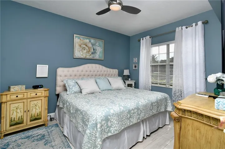 15655 Ocean Walk Cir 103, Fort Myers, Florida 33908