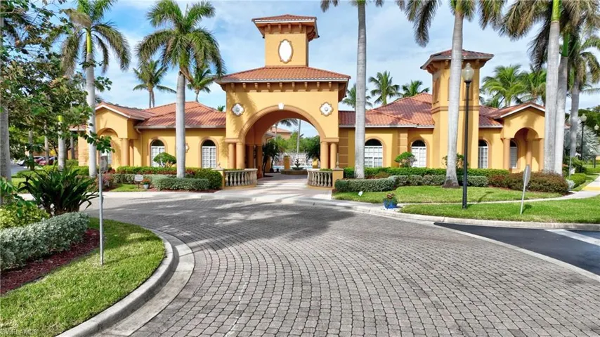 15655 Ocean Walk Cir 103, Fort Myers, Florida 33908