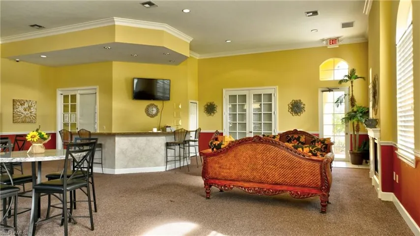 15655 Ocean Walk Cir 103, Fort Myers, Florida 33908