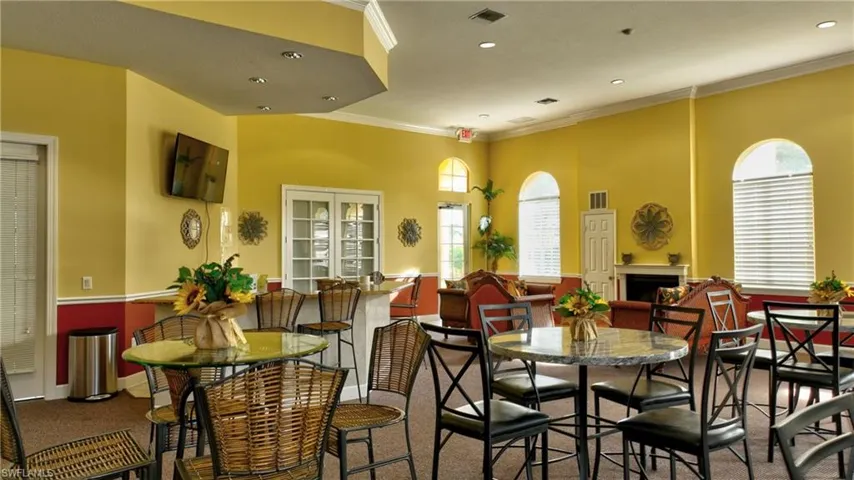 15655 Ocean Walk Cir 103, Fort Myers, Florida 33908