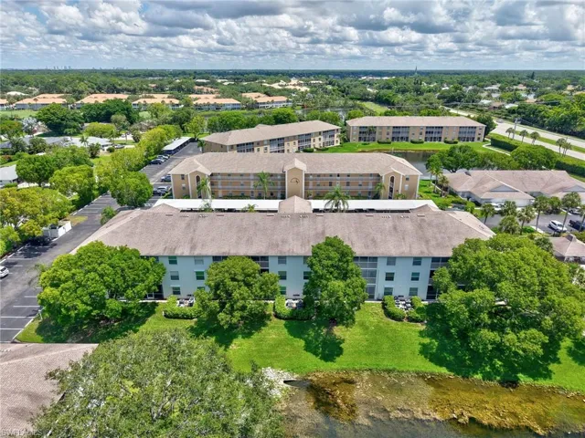 9610 Victoria Ln # D306, Naples, Florida 34109