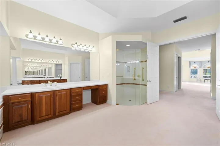 897  Barcarmil  WAY, Naples, FL 34110