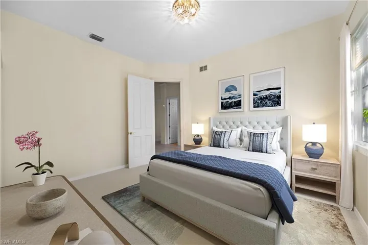 897  Barcarmil  WAY, Naples, FL 34110