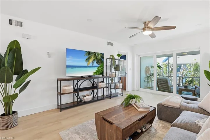 17  Watercolor  WAY, Naples, FL 34113