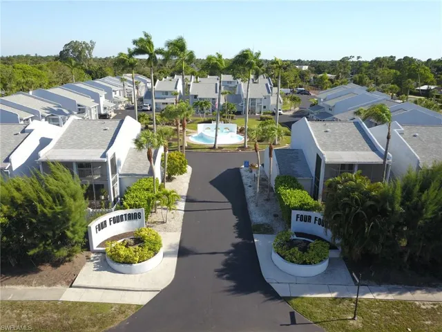 17  Watercolor  WAY, Naples, FL 34113