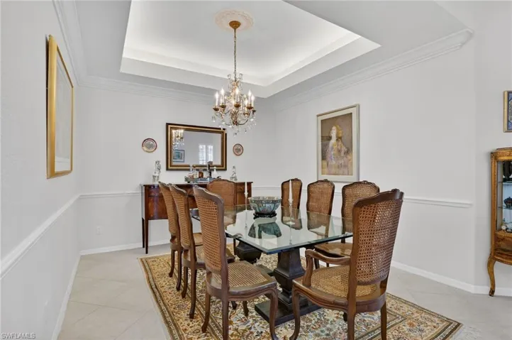 Dining room can also be used as a separate room with doors, or a comfortable cocktaiil area