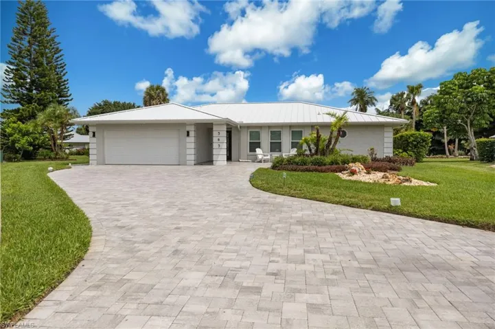 363 Juli Fe Dr, Naples, Florida 34110