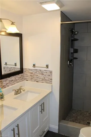 400 Forest Lakes Blvd 309, Naples, Florida 34105