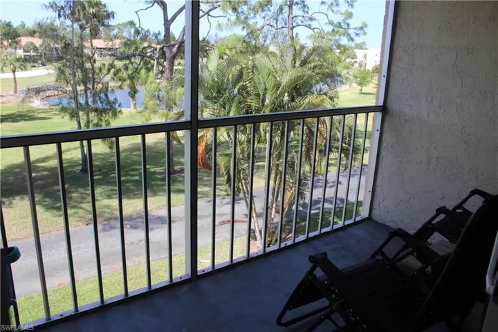 400 Forest Lakes Blvd 309, Naples, Florida 34105