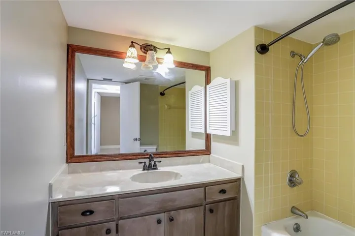 1200  Cherrystone  CT, Naples, FL 34102
