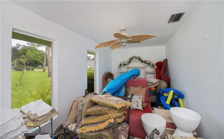 18537 Klingler Cir, Port Charlotte, Florida 33948