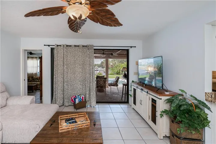 18537 Klingler Cir, Port Charlotte, Florida 33948