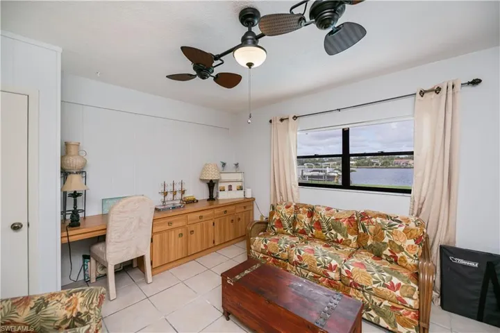 18537 Klingler Cir, Port Charlotte, Florida 33948