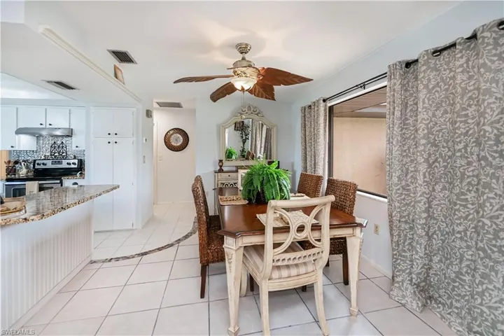 18537 Klingler Cir, Port Charlotte, Florida 33948
