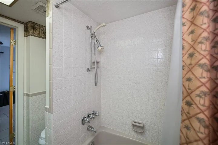 18537 Klingler Cir, Port Charlotte, Florida 33948