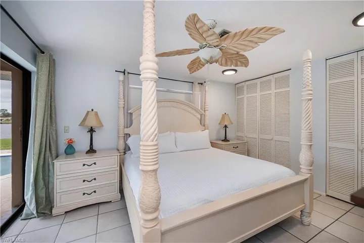 18537 Klingler Cir, Port Charlotte, Florida 33948