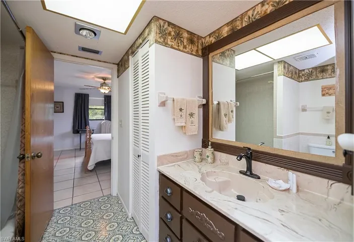 18537 Klingler Cir, Port Charlotte, Florida 33948