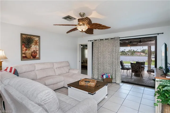 18537 Klingler Cir, Port Charlotte, Florida 33948