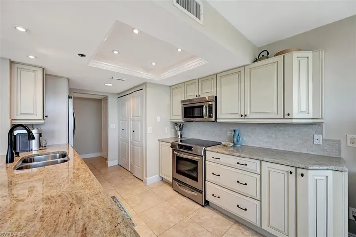 Kitchen with Laundry Closet
