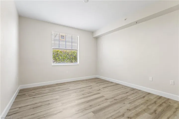 7925  Preserve  CIR, Naples, FL 34119