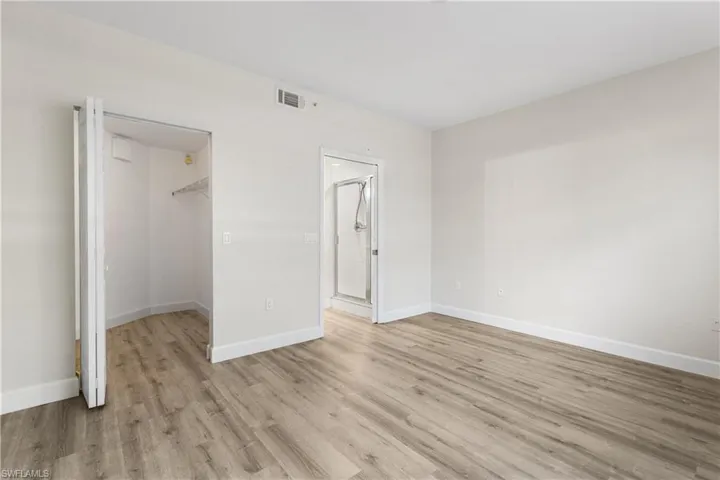 7925  Preserve  CIR, Naples, FL 34119