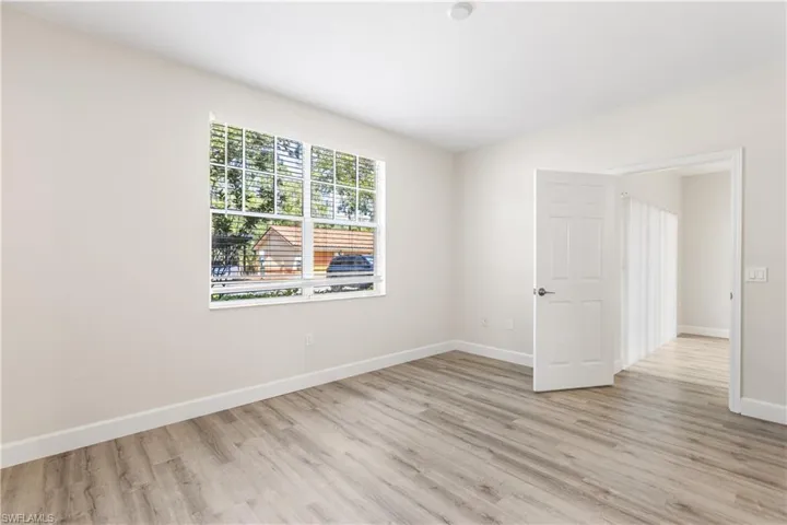 7925  Preserve  CIR, Naples, FL 34119