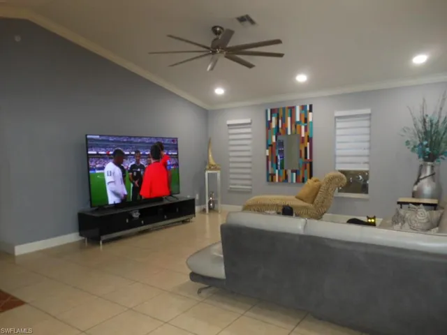 1236 Everest Pkwy, Cape Coral, Florida 33904