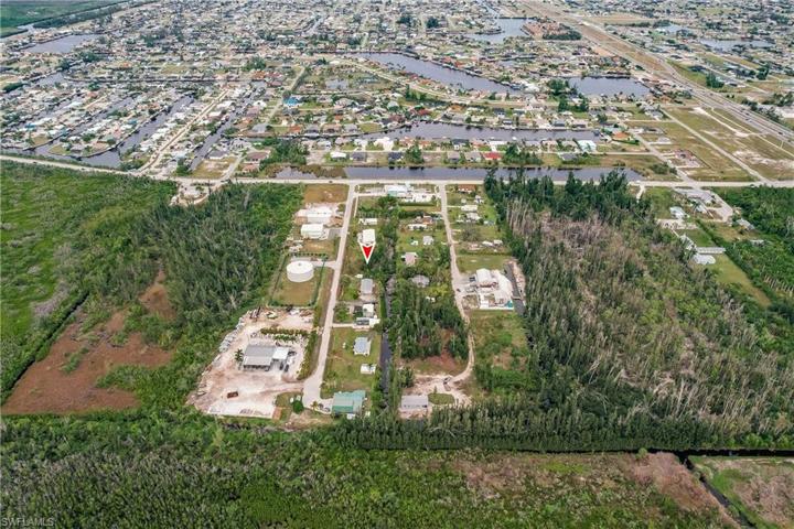 11870  Scallop  DR, CAPE CORAL, FL 33991